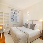 Whome Artsy Apartment In The Heart Of Chiado