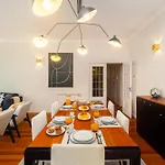 Whome Artsy Apartment In The Heart Of Chiado